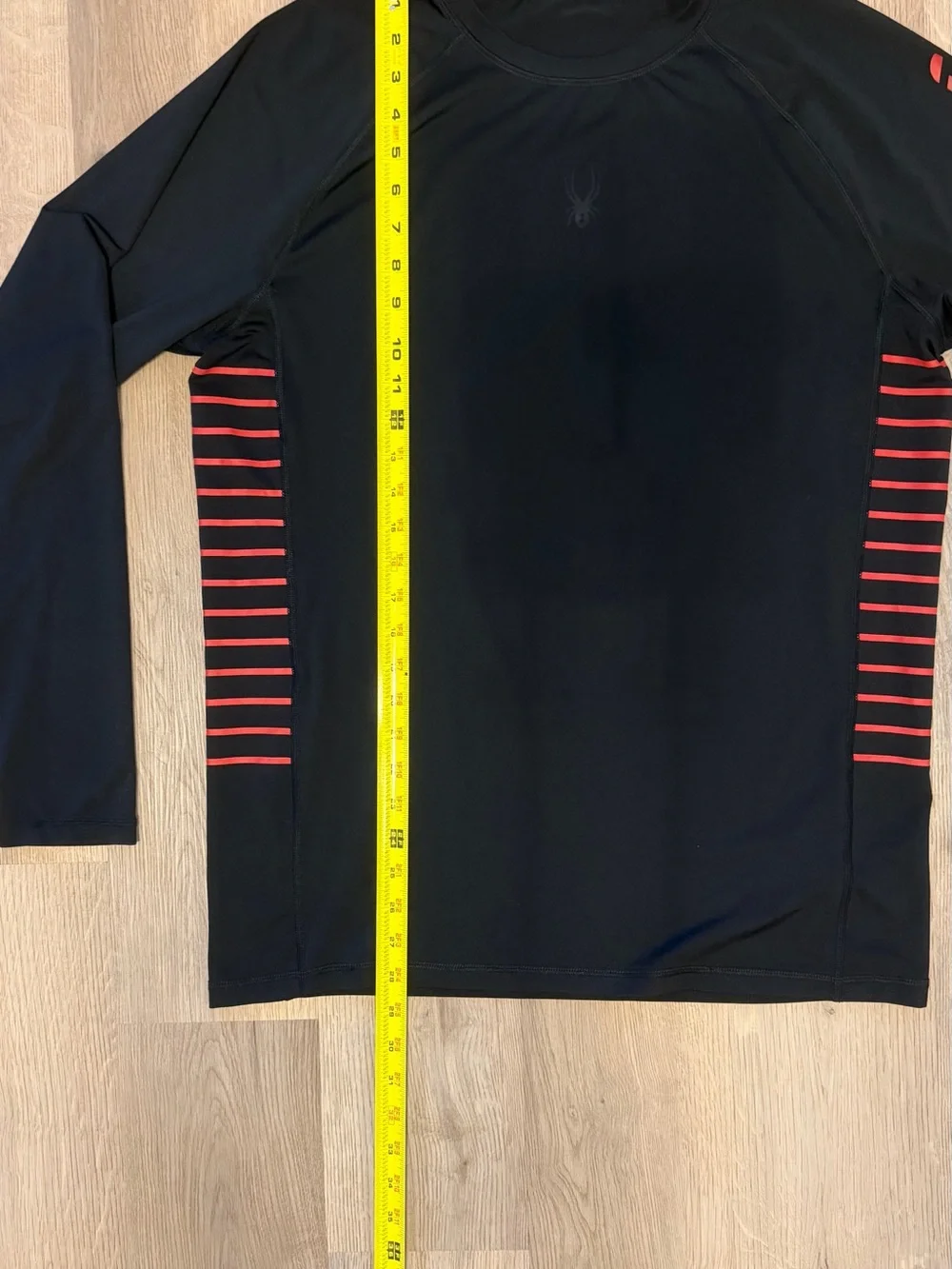Spyder Swim Black Long Sleeve Rash Guard Red Stripe Logo Men’s Medium